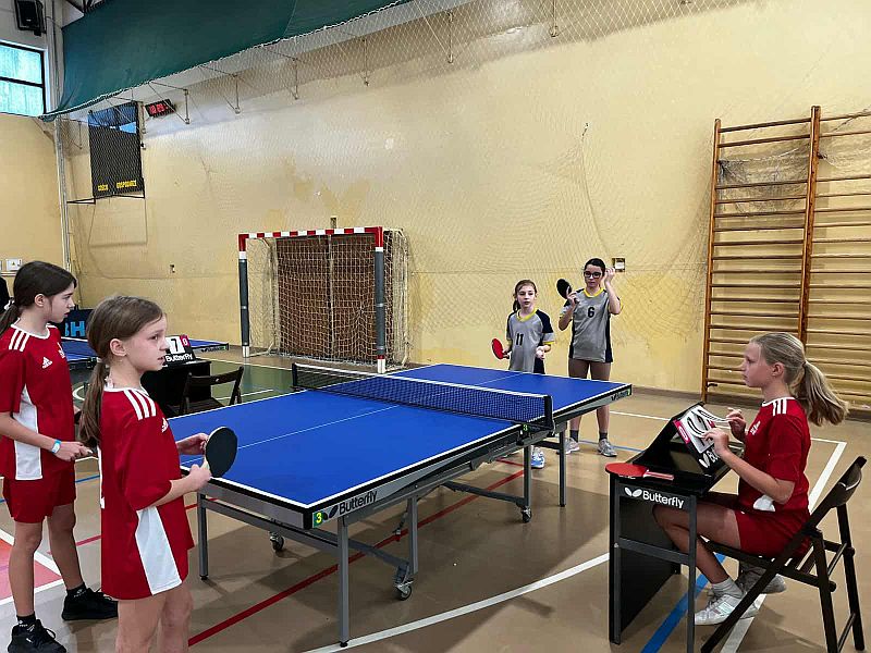 Mistrzostwa Gdyni w tenisie stołowym 17.11.2025 r. - zdjęcie 3